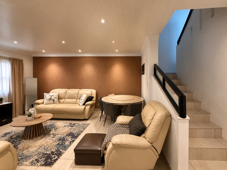 3 Bedroom Property for Sale in Dobson Western Cape